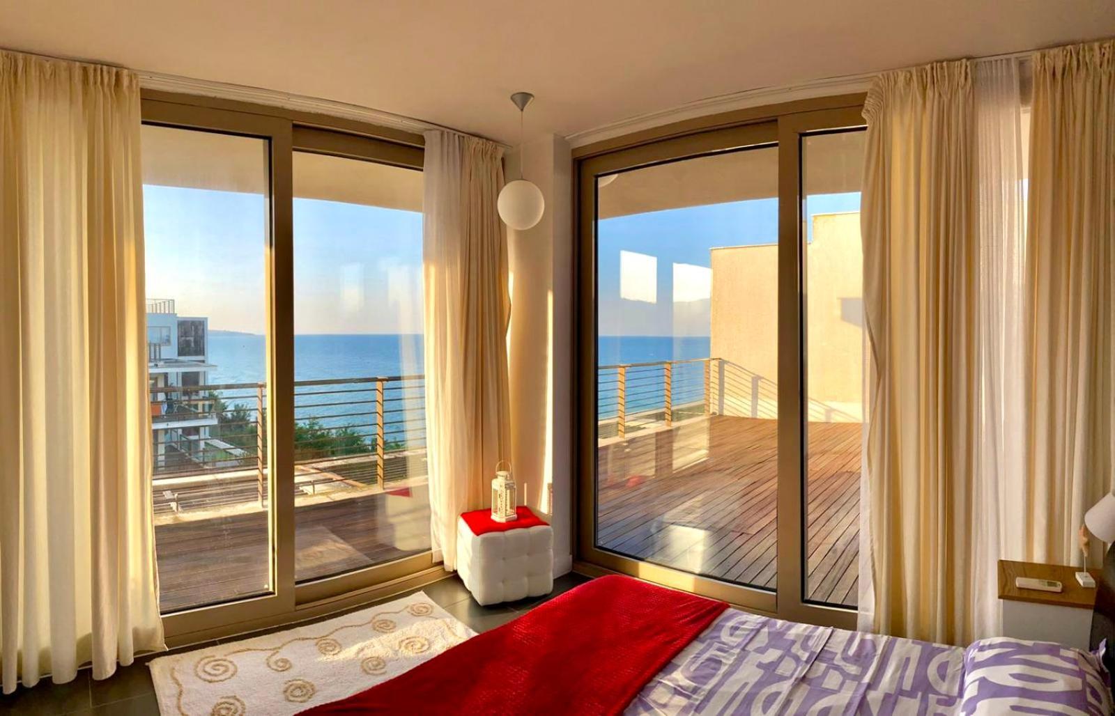 Sea View Penthouse Apartment Obzor Bagian luar foto